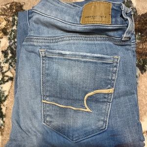 American Eagle jeans size 8 skinny jeans
